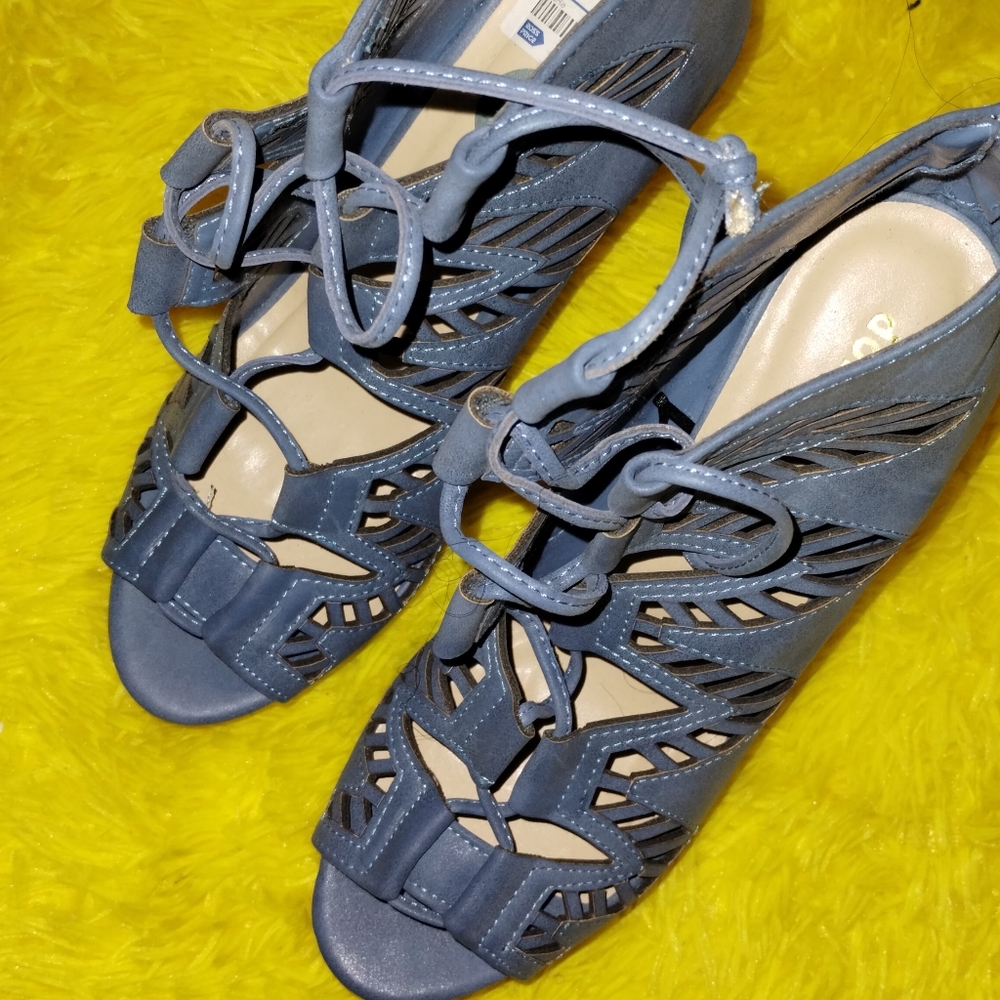 Wedge sandals 7m